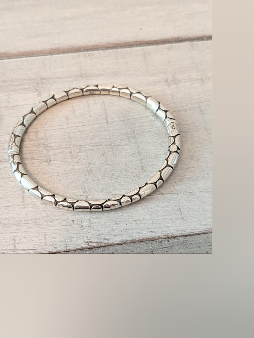 Brighton Pebble Slim Hinged Bangle